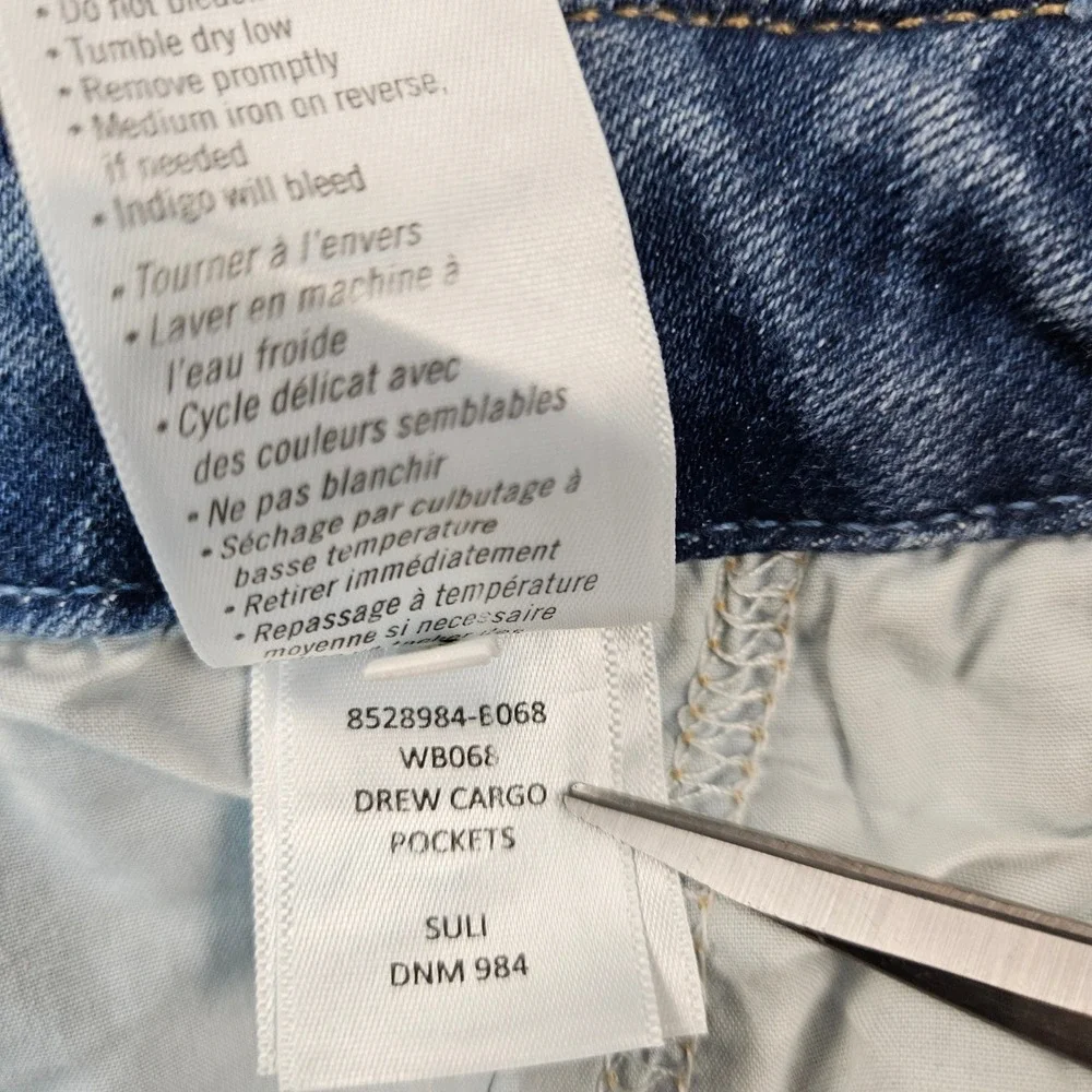 Paige Drew Cargo Pockets Straight Leg Jeans Light Wash Blue Size 27 WB068